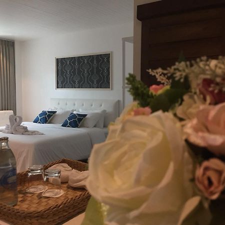 Phetcharat Grand Hotel Maesot Mae Sot Exterior photo