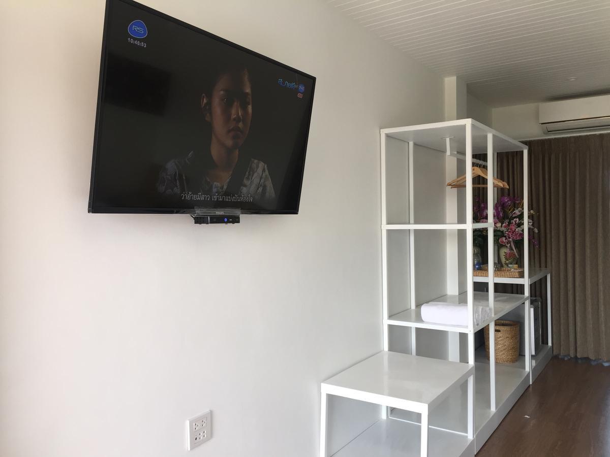 Phetcharat Grand Hotel Maesot Mae Sot Exterior photo